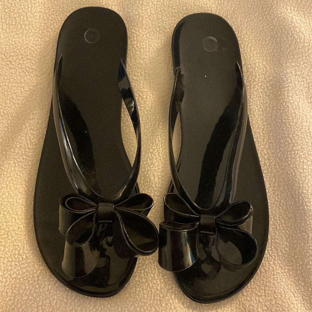 Bow top flip flops